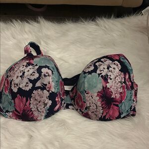 Brand new Cacique 50DD floral bras